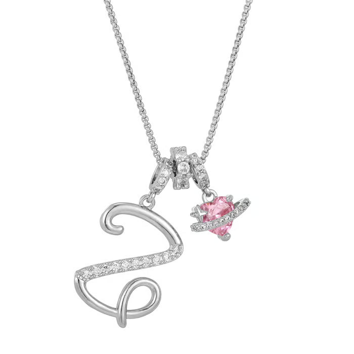 💖Dernier jour : 50 % de réduction ✨ Collier avec pendentif lettre de A à Z et trois breloques🎀