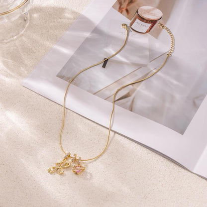 💖Dernier jour : 50 % de réduction ✨ Collier avec pendentif lettre de A à Z et trois breloques🎀