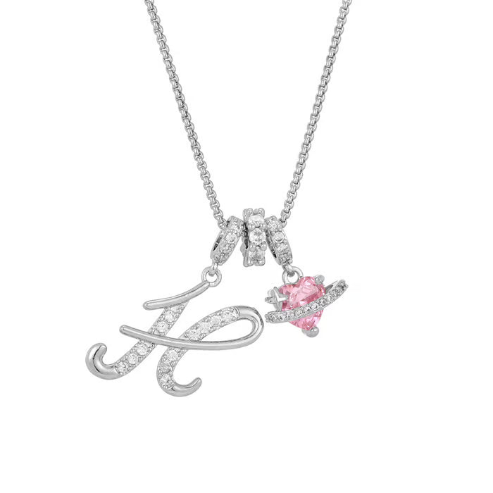 💖Dernier jour : 50 % de réduction ✨ Collier avec pendentif lettre de A à Z et trois breloques🎀