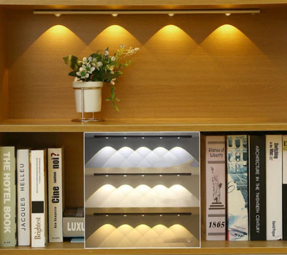 Lampe LED d'Armoire à Détecteur de Mouvement – Rechargeable USB, 3 Tons de Lumière & Installation Magnétique