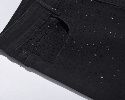 Jean slim noir orné de strass