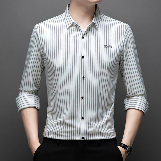 Mode masculine - Chemise classique à col rayé et à manches longues