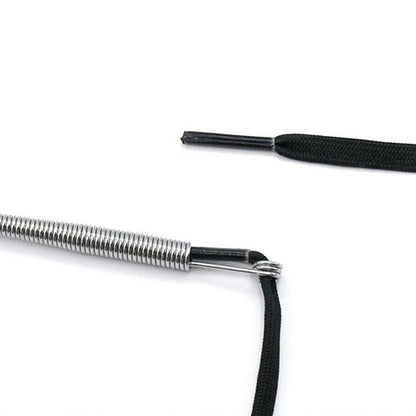 Outil multifonctionnel pliable à cordon élastique pour enfiler les fils