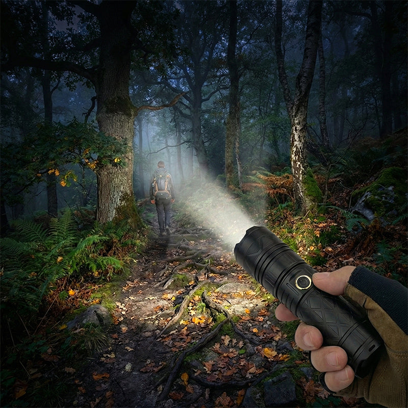 Lampe Torche LED P50 Rechargeable avec Zoom Réglable