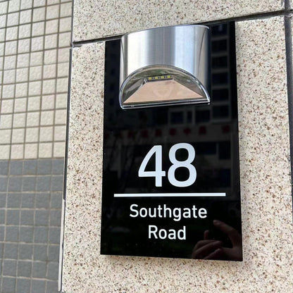 Plaque de numéro de maison solaire